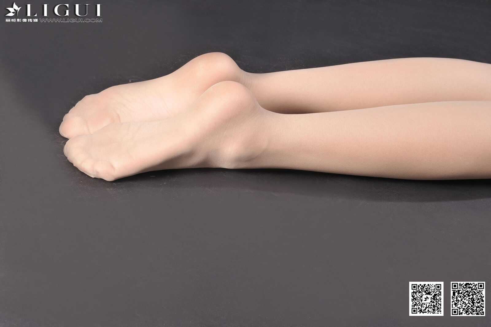 丽柜LiGui Model 可馨《职场丽人肉丝袜美足》美腿